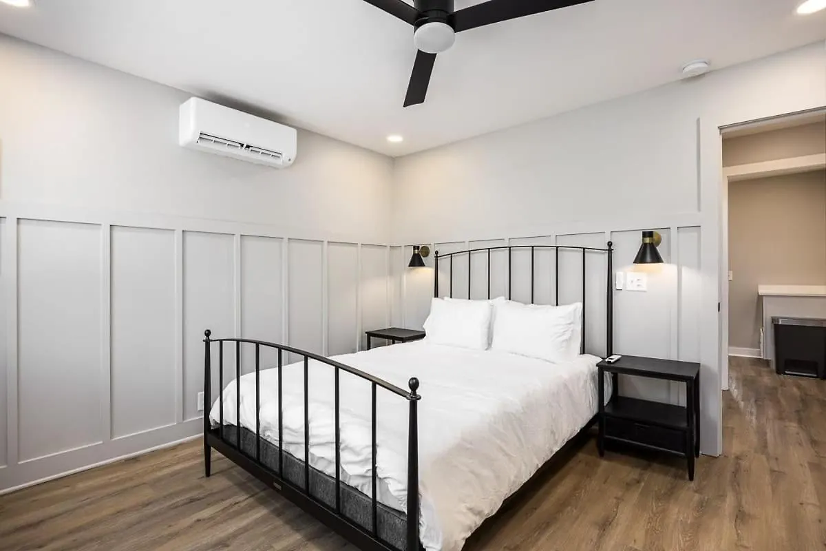 The Nomad: 4 1Brs 2 Studios 24-Guest Retreat Nashville Stany Zjednoczone Ameryki