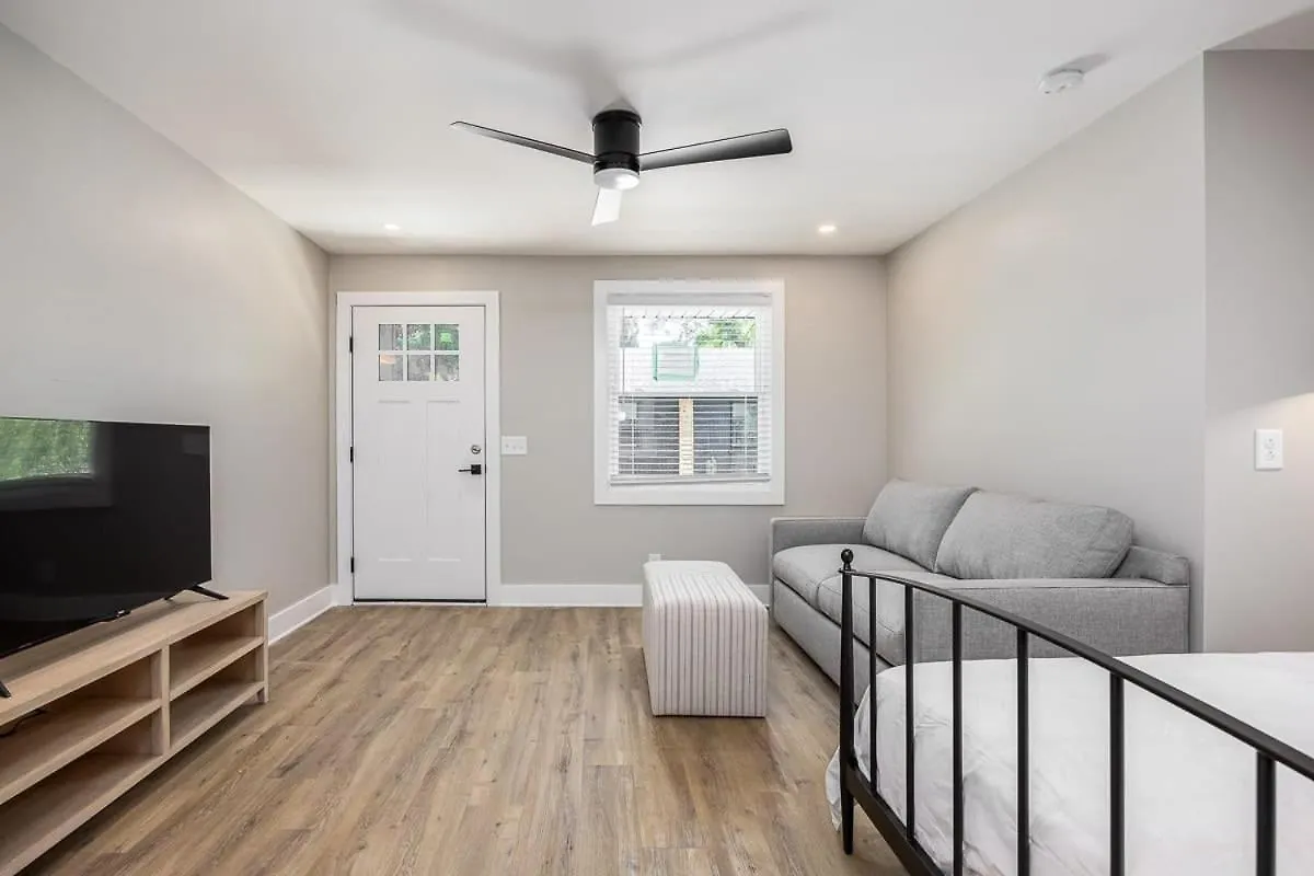 Apartament The Nomad: 4 1Brs 2 Studios 24-Guest Retreat Nashville Stany Zjednoczone Ameryki